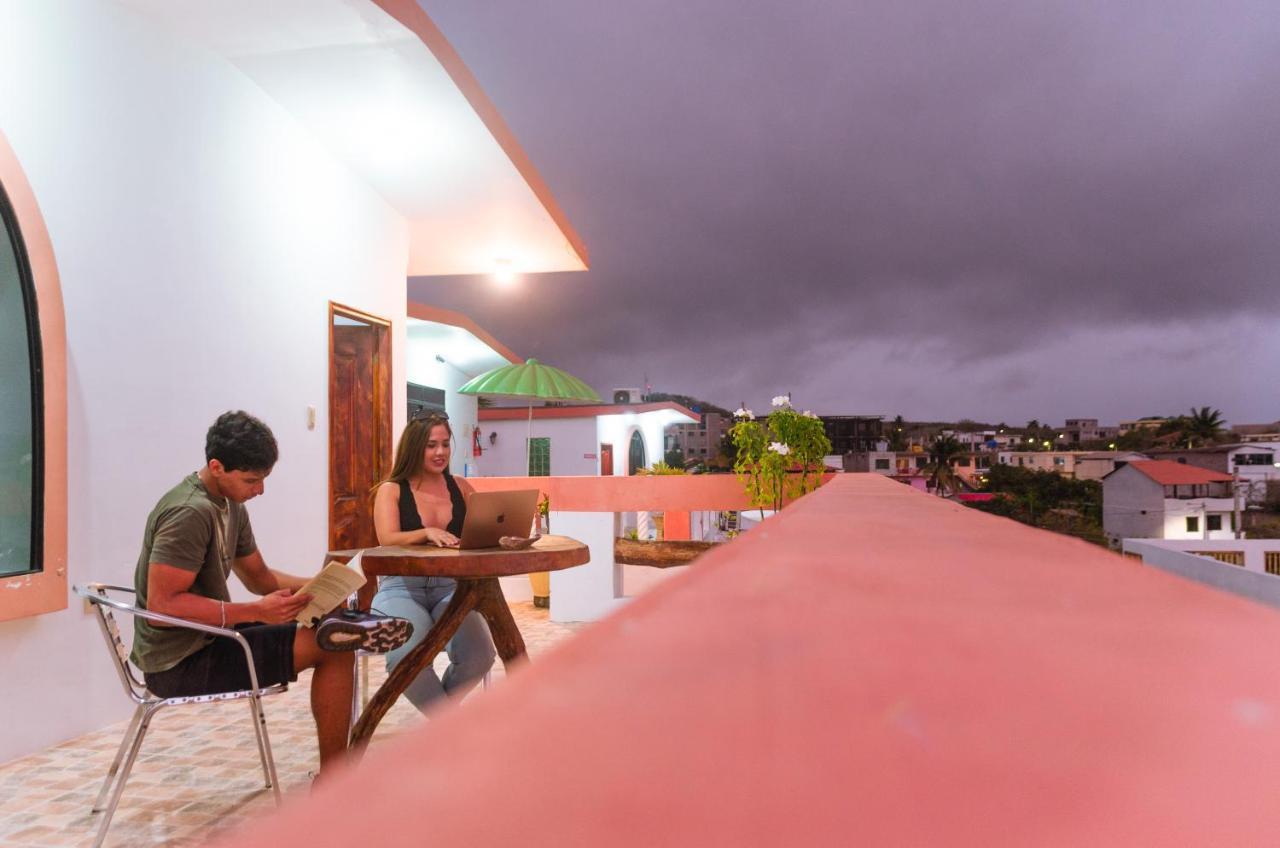 Casa De Nelly Hotell Puerto Baquerizo Moreno Eksteriør bilde