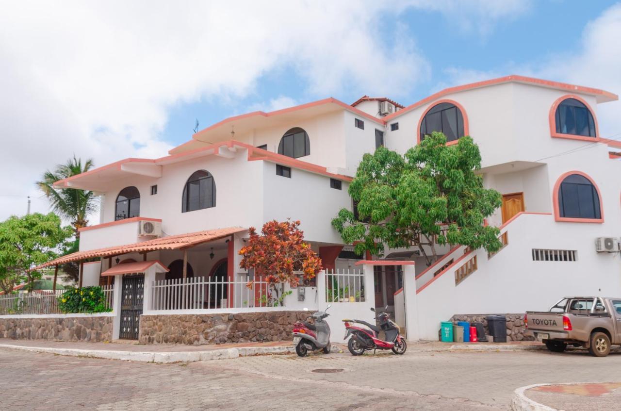 Casa De Nelly Hotell Puerto Baquerizo Moreno Eksteriør bilde