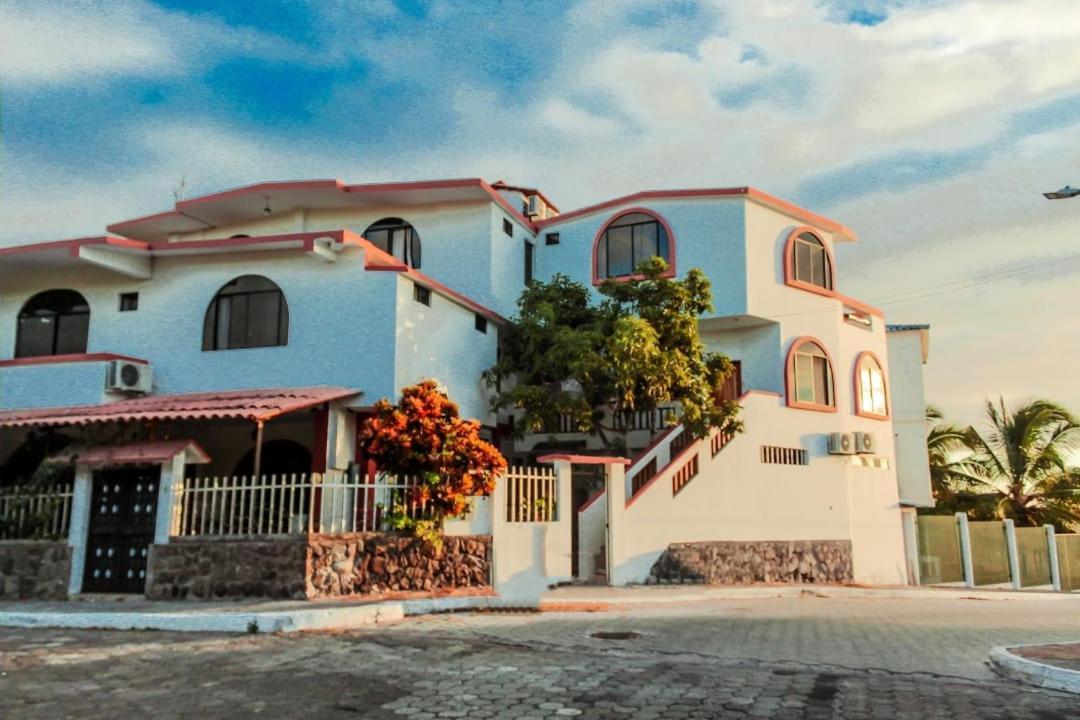 Casa De Nelly Hotell Puerto Baquerizo Moreno Eksteriør bilde