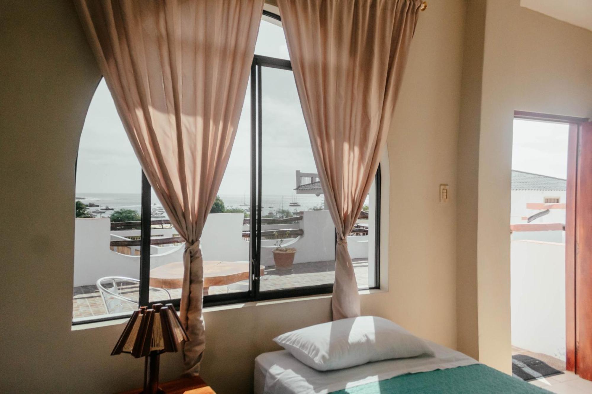 Casa De Nelly Hotell Puerto Baquerizo Moreno Eksteriør bilde